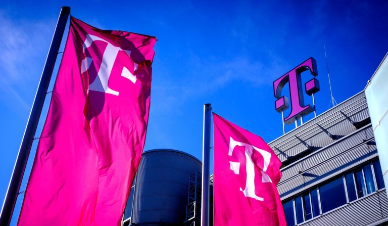 telekom szerverkapacitás